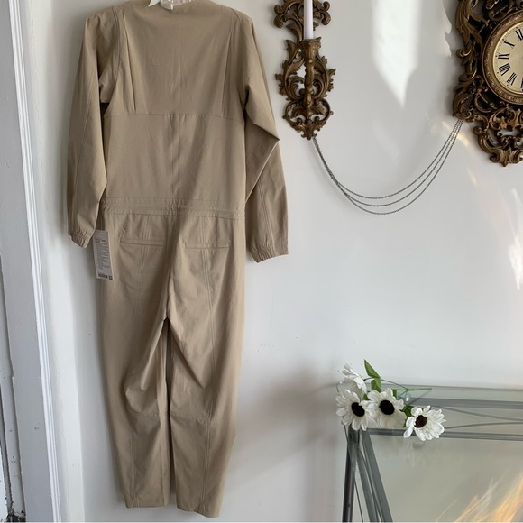 LULULEMON JUMPSUIT - Picture 6 of 15